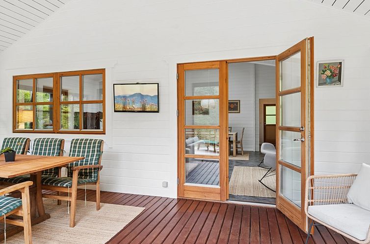 Vakantiehuis "Pertti" - 625m from the sea