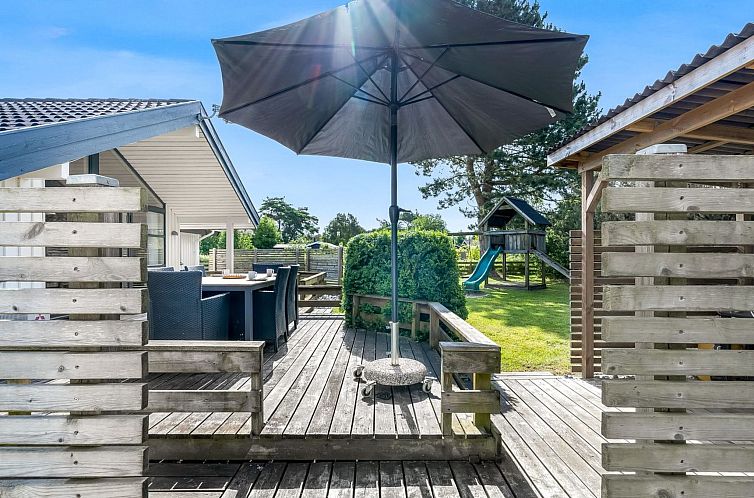 Vakantiehuis "Truls" - 800m from the sea