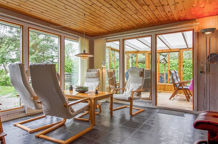 Vakantiehuis "Allie" - 150m from the sea