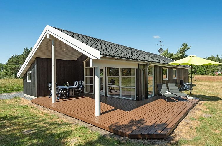 Vakantiehuis "Aksel" - 150m from the sea