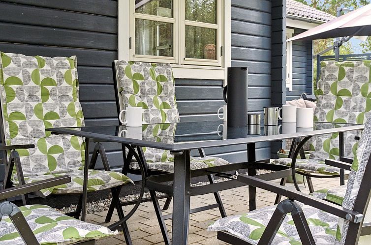 Vakantiehuis "Aldis" - 300m from the sea