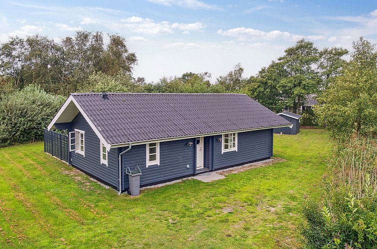 Vakantiehuis "Aldis" - 300m from the sea