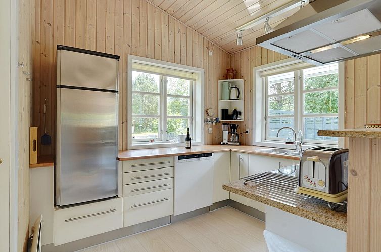 Vakantiehuis "Aldis" - 300m from the sea