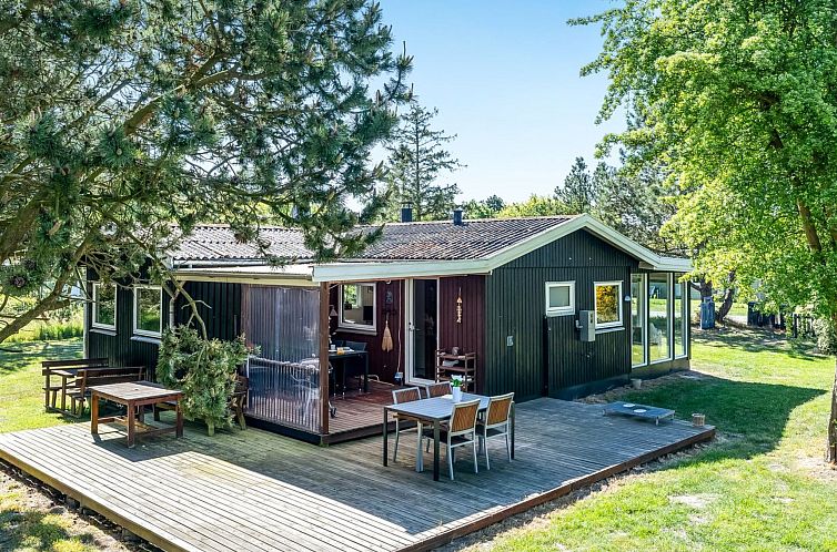 Vakantiehuis "Arendine" - 700m from the sea