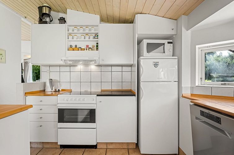 Vakantiehuis "Allie" - 150m from the sea