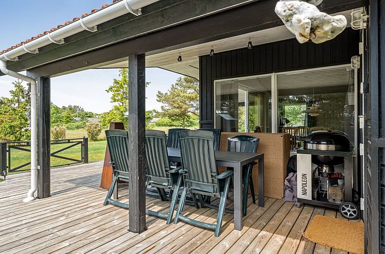 Vakantiehuis "Allie" - 150m from the sea