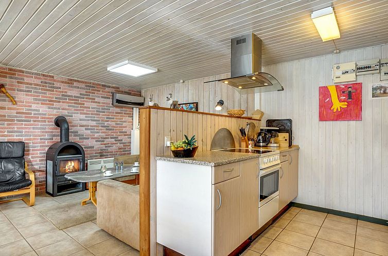 Vakantiehuis "Sitta" - 400m from the sea