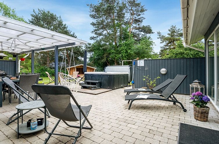 Vakantiehuis "Sverker" - 300m from the sea