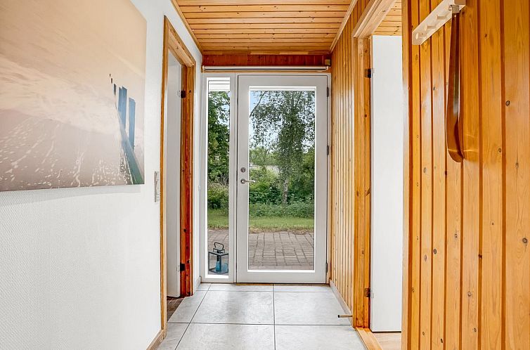 Vakantiehuis "Sverker" - 300m from the sea