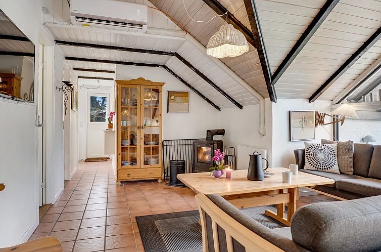 Vakantiehuis "Arnfin" - 160m from the sea