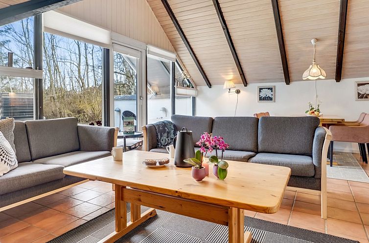 Vakantiehuis "Arnfin" - 160m from the sea