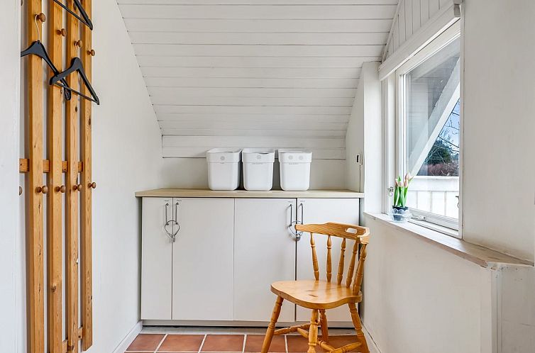 Vakantiehuis "Arnfin" - 160m from the sea