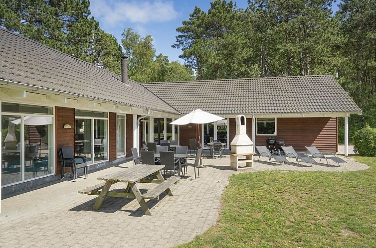 Vakantiehuis "Hughe" - 300m from the sea