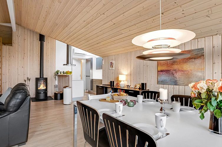Vakantiehuis "Annielle" - 500m from the sea