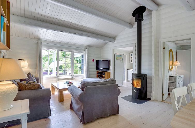 Vakantiehuis "Ottil" - 1km from the sea