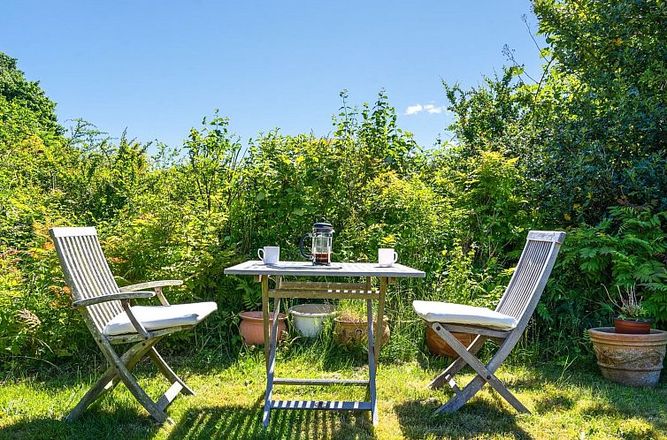 Vakantiehuis "Naira" - 1.8km from the sea