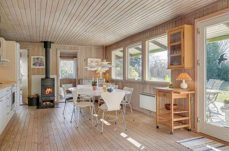 Vakantiehuis "Naira" - 1.8km from the sea