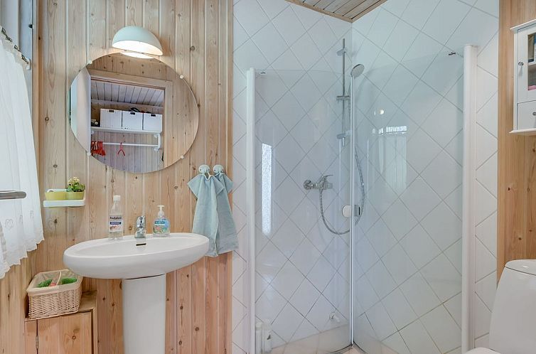 Vakantiehuis "Naira" - 1.8km from the sea