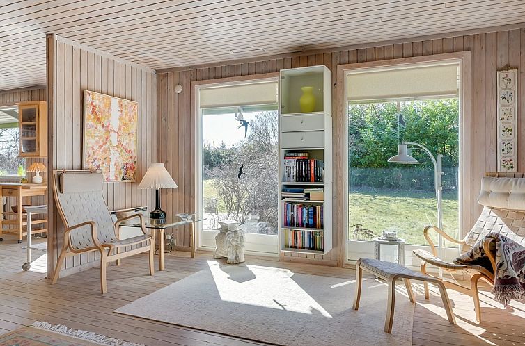 Vakantiehuis "Naira" - 1.8km from the sea