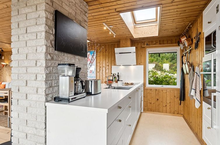 Vakantiehuis "Ottil" - 1km from the sea
