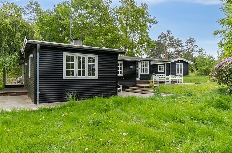 Vakantiehuis "Naira" - 1.8km from the sea