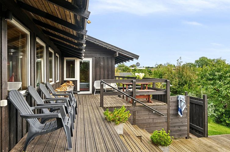 Vakantiehuis "Yardila" - 1.4km from the sea