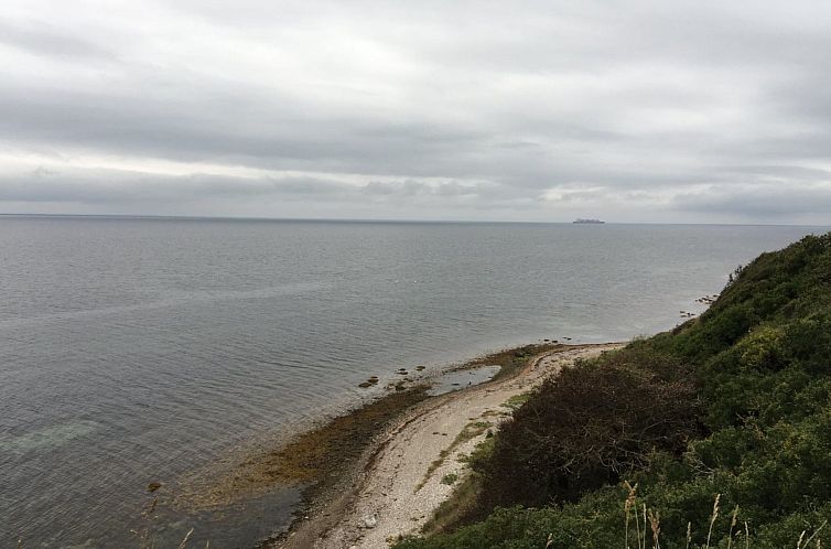 Vakantiehuis "Miona" - 725m from the sea