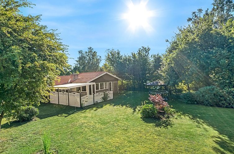 Vakantiehuis "Janna" - 200m from the sea