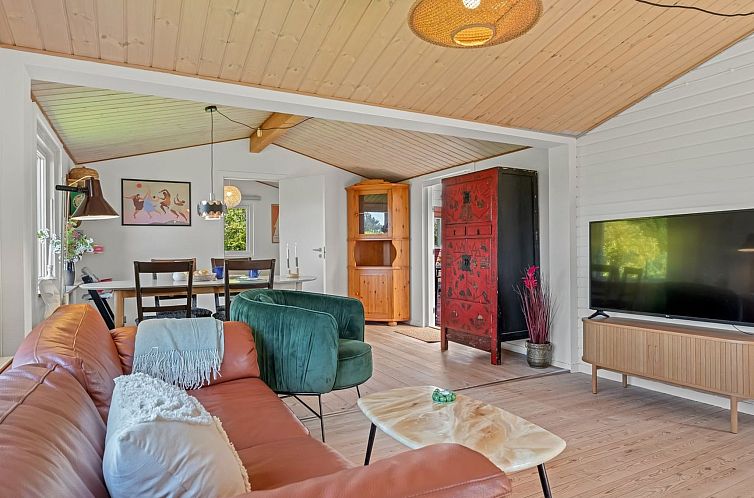 Vakantiehuis "Oona" - 700m from the sea