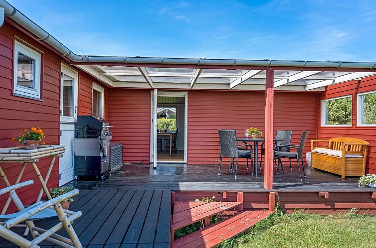 Vakantiehuis "Oona" - 700m from the sea