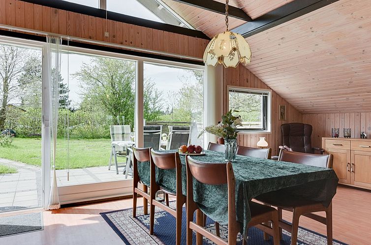 Vakantiehuis "Henna" - 550m to the fjord