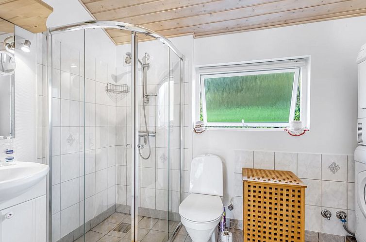 Vakantiehuis "Henna" - 550m to the fjord