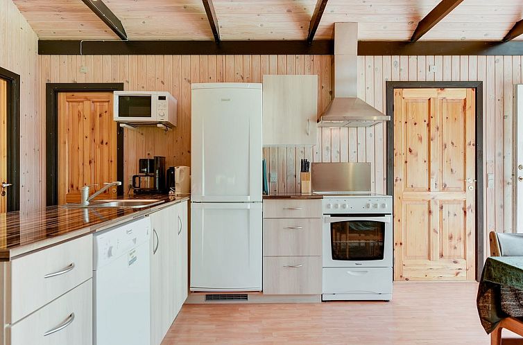 Vakantiehuis "Henna" - 550m to the fjord