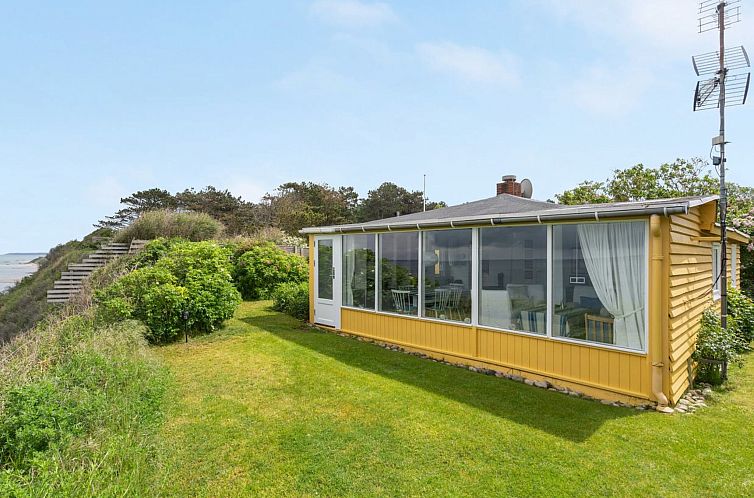 Vakantiehuis "Orwik" - 30m from the sea