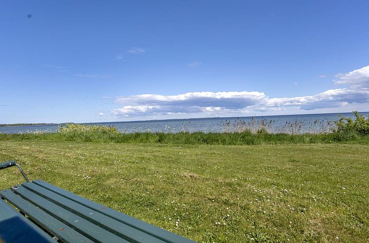 Vakantiehuis "Ilze" - 20m from the sea