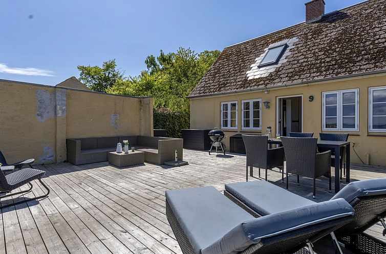 Vakantiehuis "Ilze" - 20m from the sea
