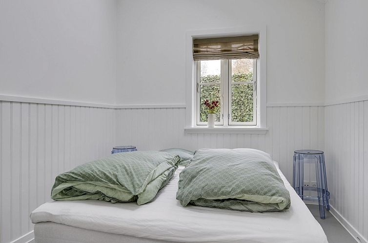 Vakantiehuis "Emely" - 700m from the sea