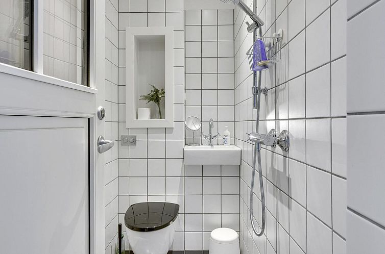 Vakantiehuis "Emely" - 700m from the sea