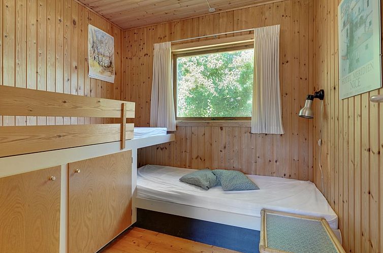 Vakantiehuis "Hege" - 450m from the sea