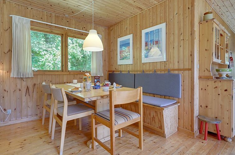 Vakantiehuis "Hege" - 450m from the sea