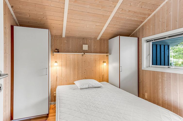 Vakantiehuis "Winona" - 250m from the sea
