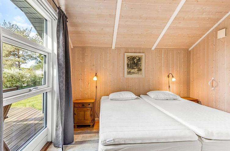 Vakantiehuis "Winona" - 250m from the sea