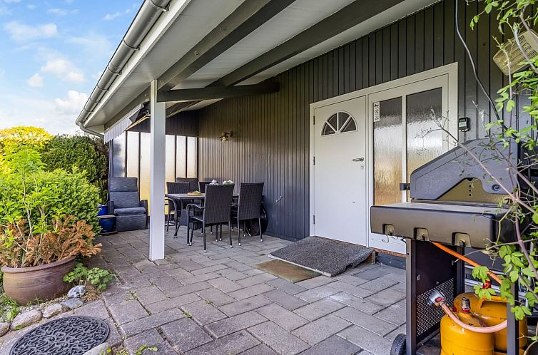 Vakantiehuis "Aameek" - 100m from the sea