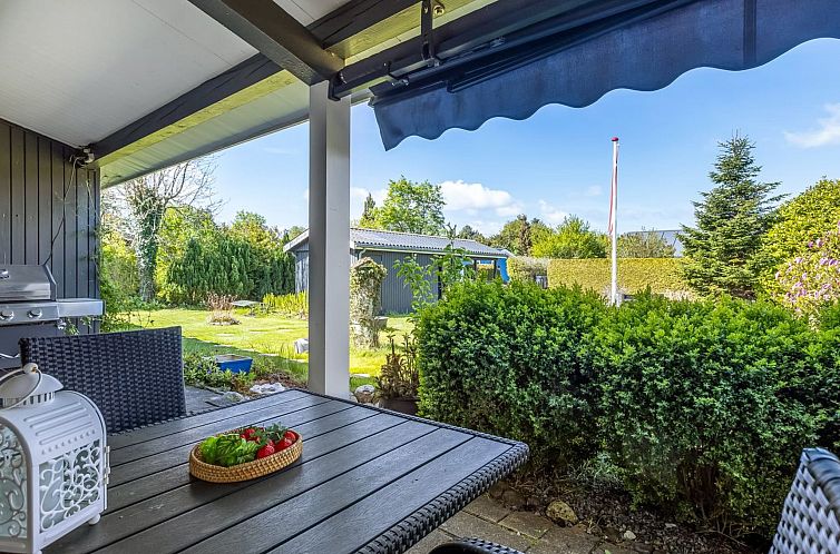 Vakantiehuis "Aameek" - 100m from the sea