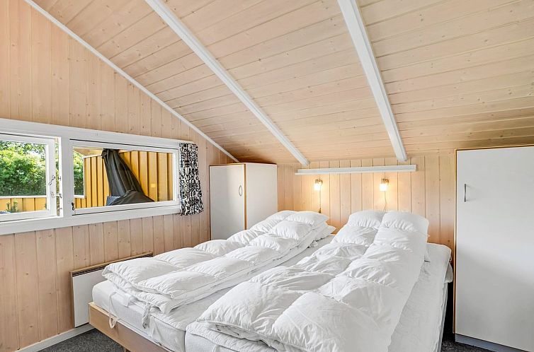 Vakantiehuis "Guja" - 250m from the sea