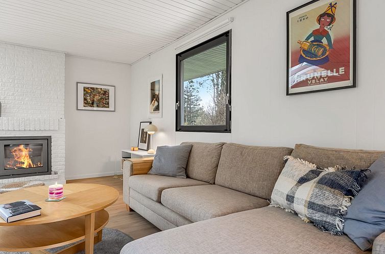 Vakantiehuis "Arild" - 700m from the sea