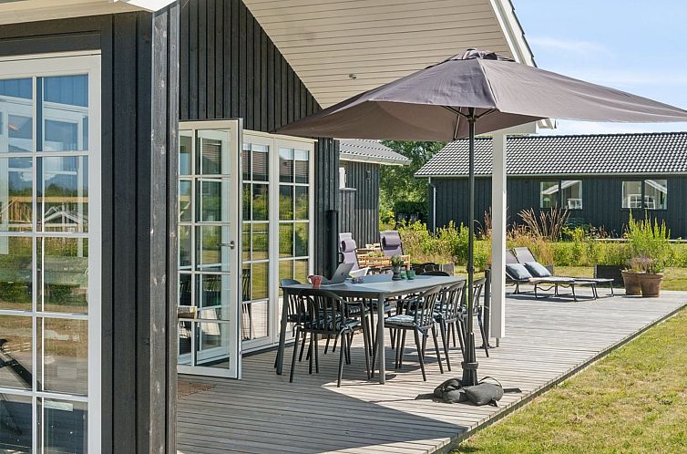 Vakantiehuis "Annerose" - 550m from the sea