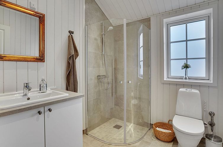 Vakantiehuis "Annerose" - 550m from the sea