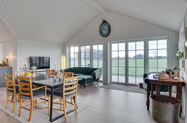 Vakantiehuis "Annerose" - 550m from the sea