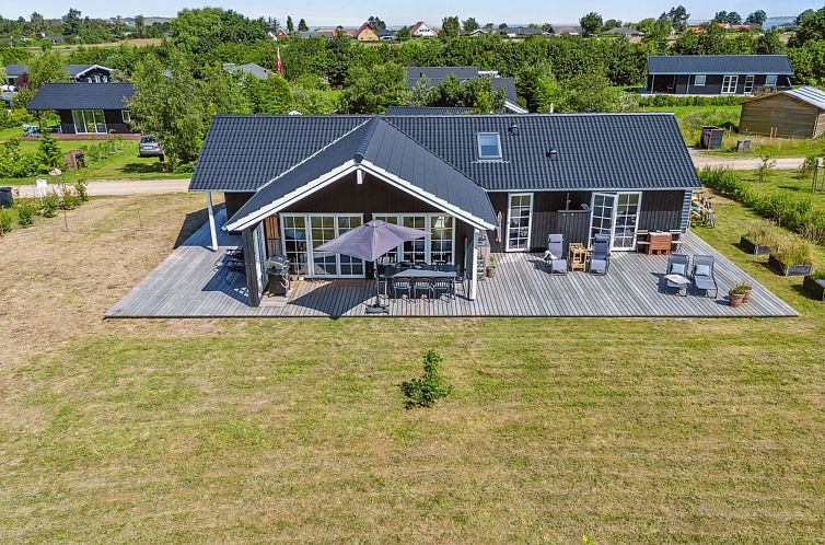 Vakantiehuis "Annerose" - 550m from the sea